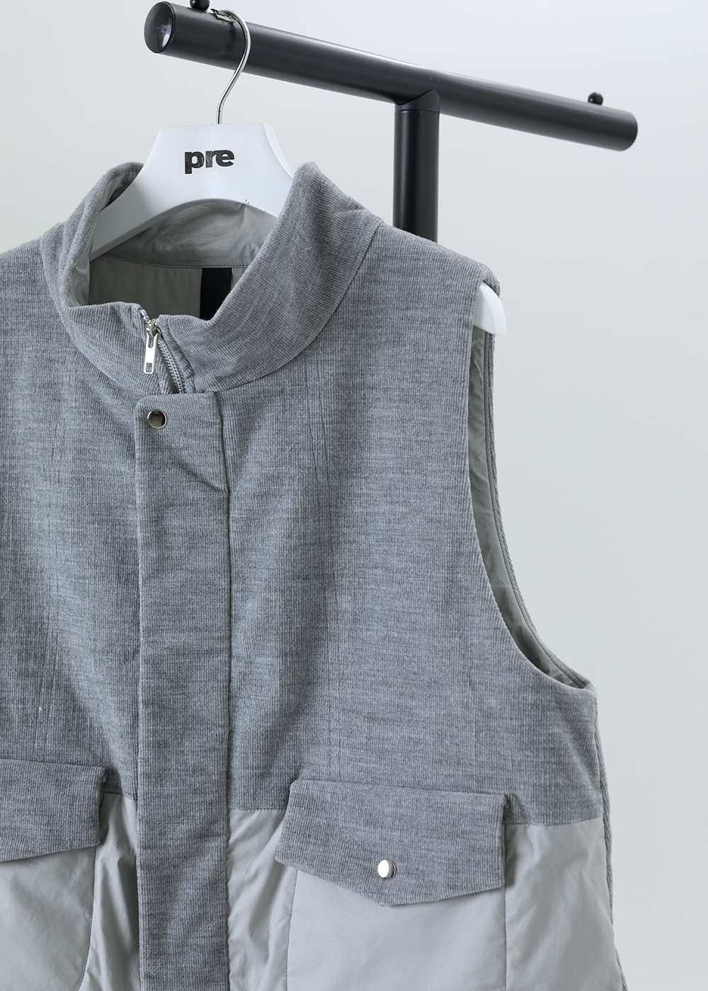 雙材質立領鋪棉背心