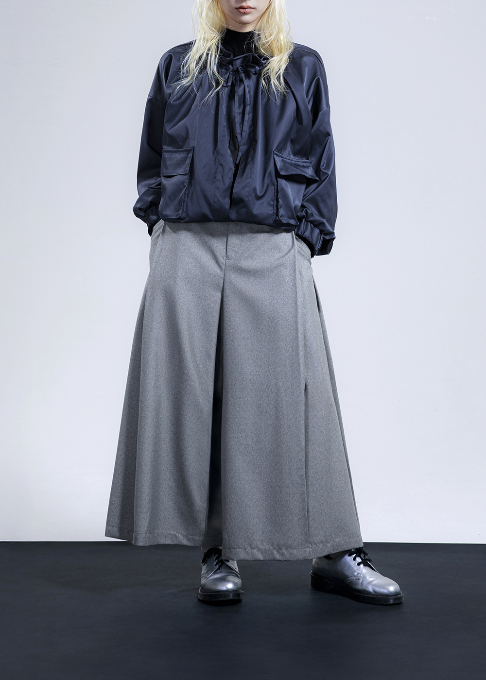 對摺活褶長寬褲 