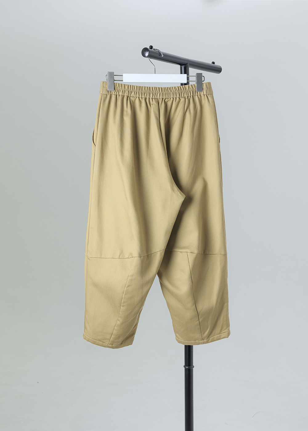 Jersey barrel leg pants