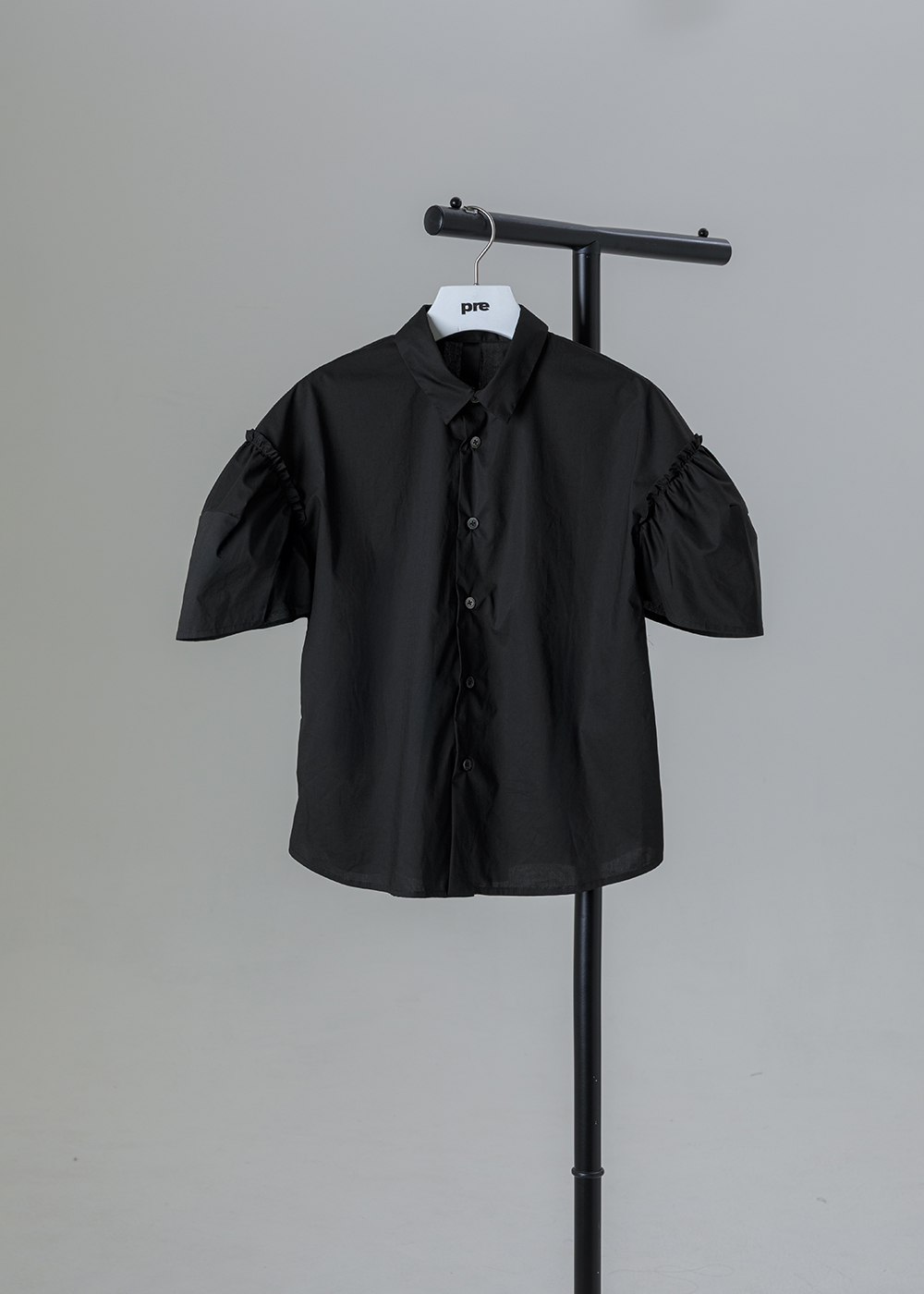 結構感荷葉袖襯衫