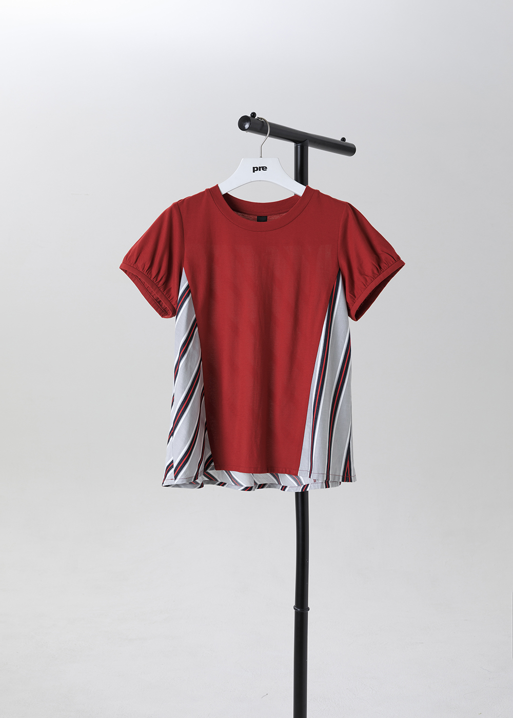 流線靜場拼接棉料短袖