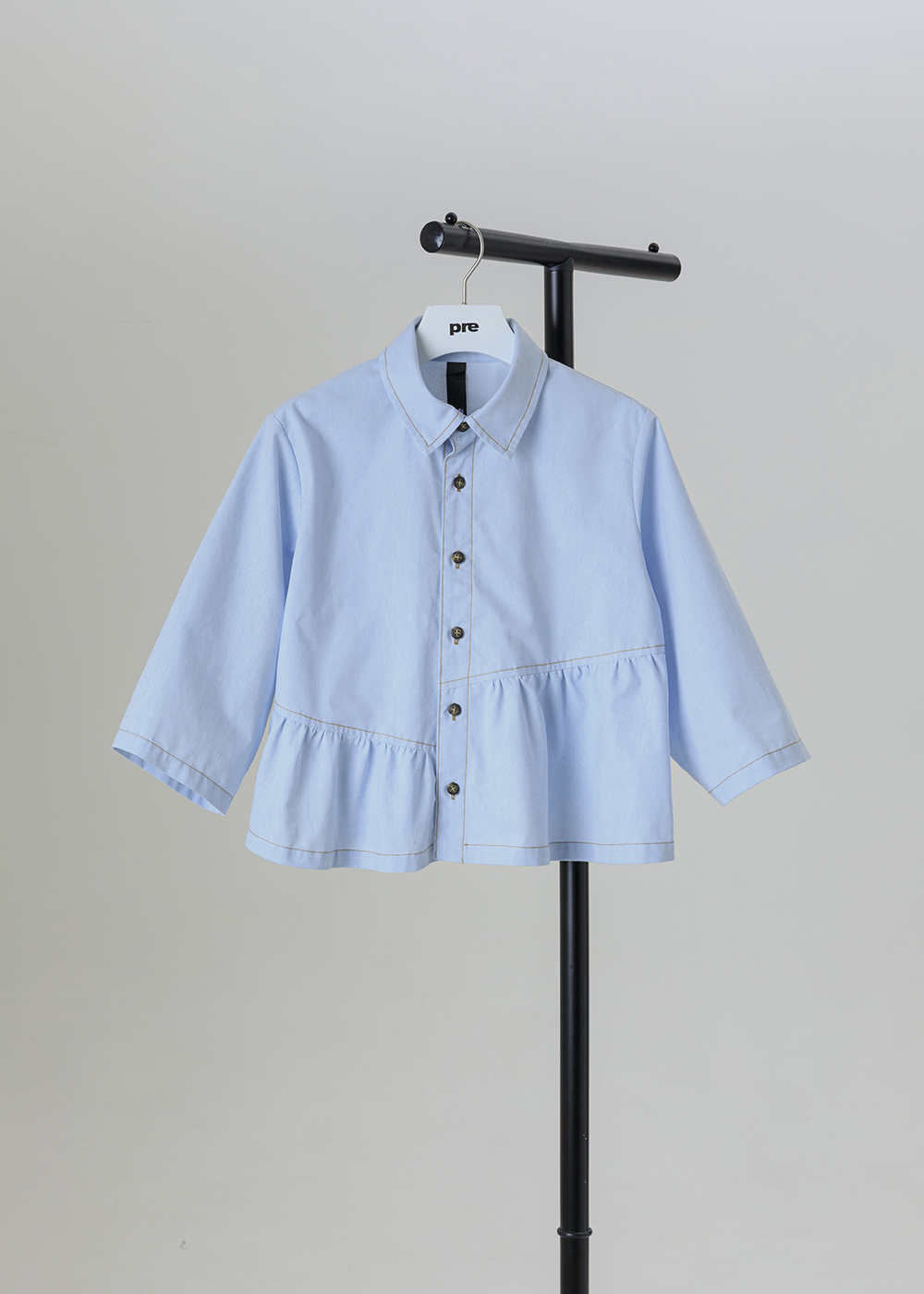 薄織丹寧肌理| 變奏斜切拼接下擺襯衫