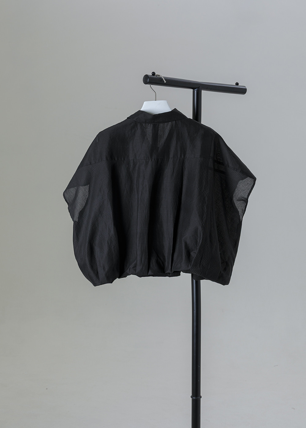 • 隱晦點點 • 幾何架構微格紋繭型襯衫