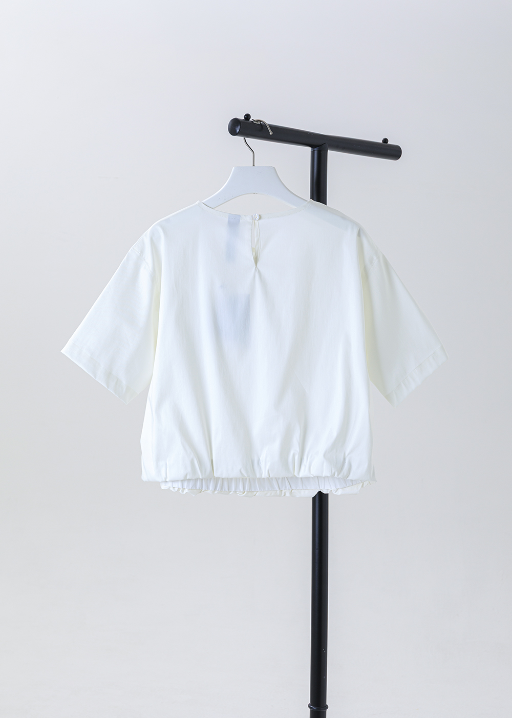 |忘穿・渾然| 泡襬箱型短上衣