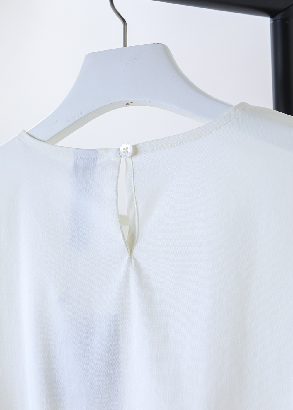 |忘穿・渾然| 泡襬箱型短上衣