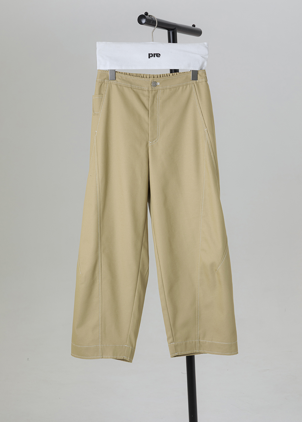 迴聲立體弧線剪接褲