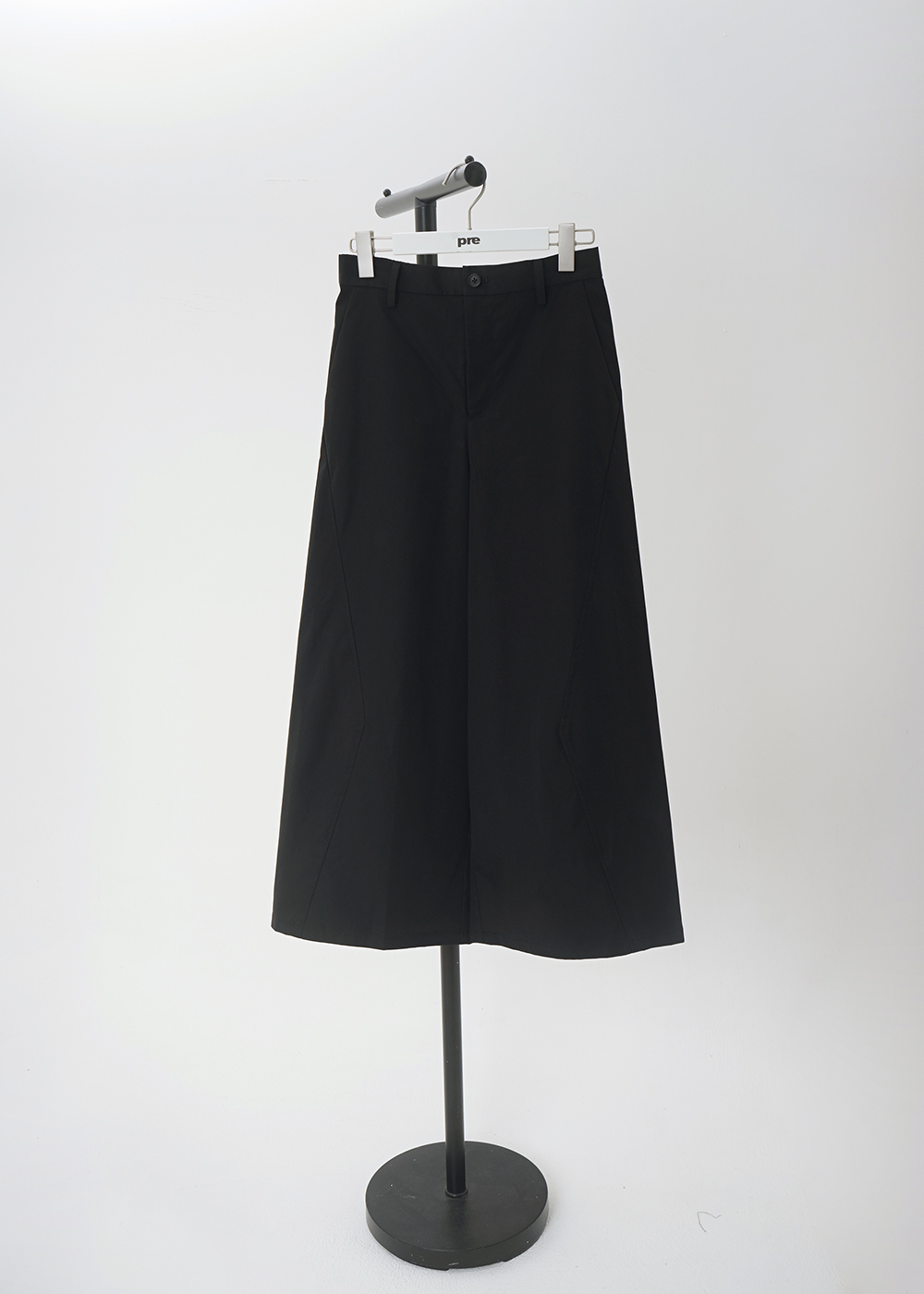 Wide-leg Pants