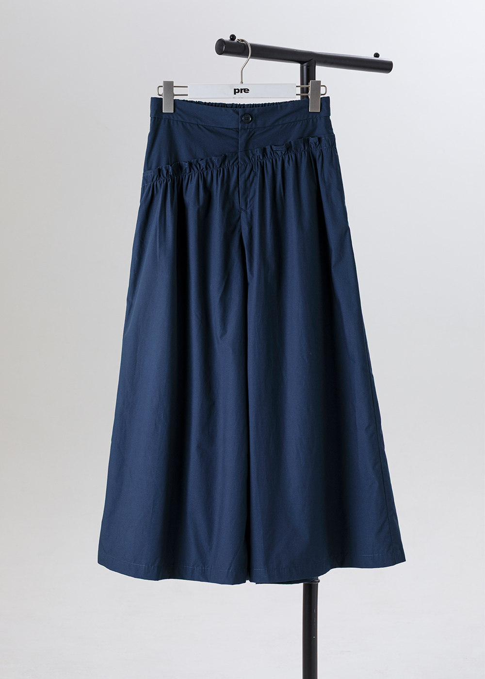 Wide-leg Pants