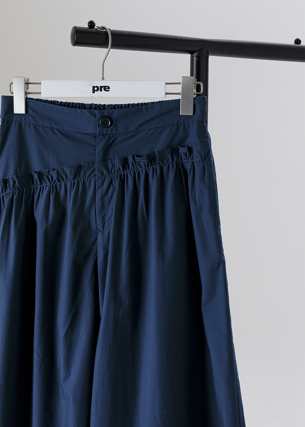 Wide-leg Pants
