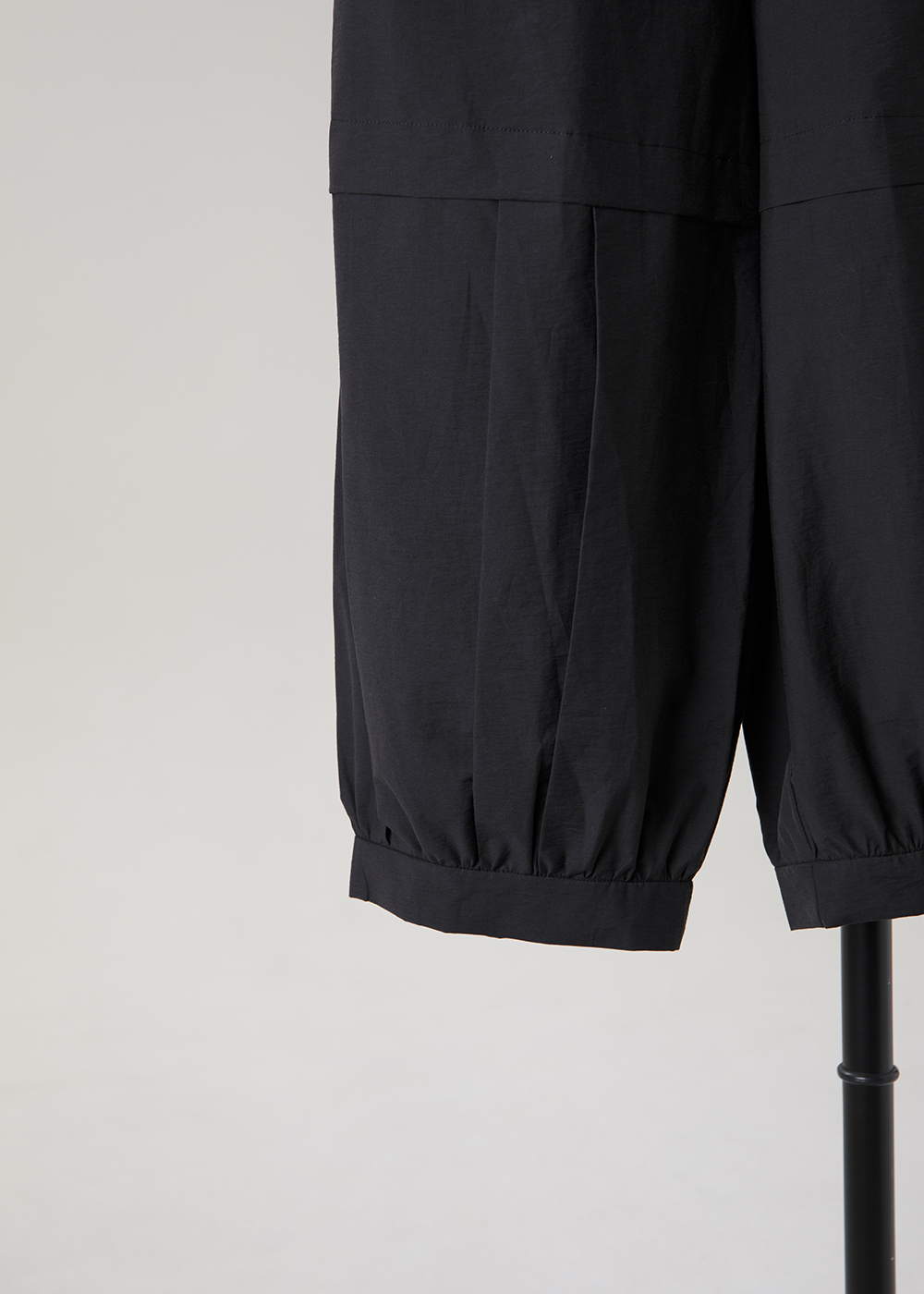 Balloon silhouette Pants