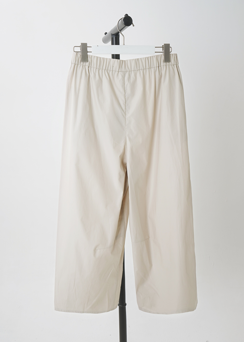 Wide-leg Pants