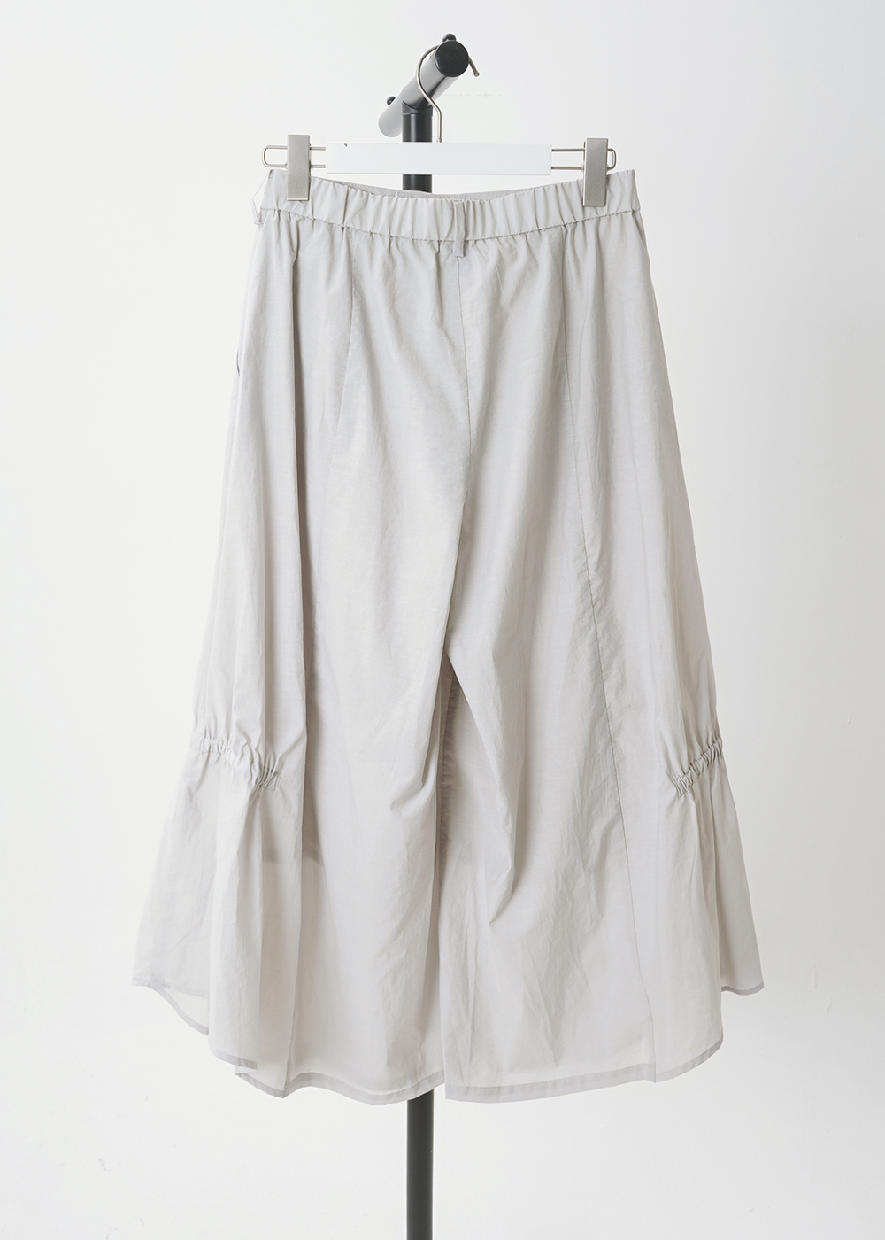 Wide-leg Pants