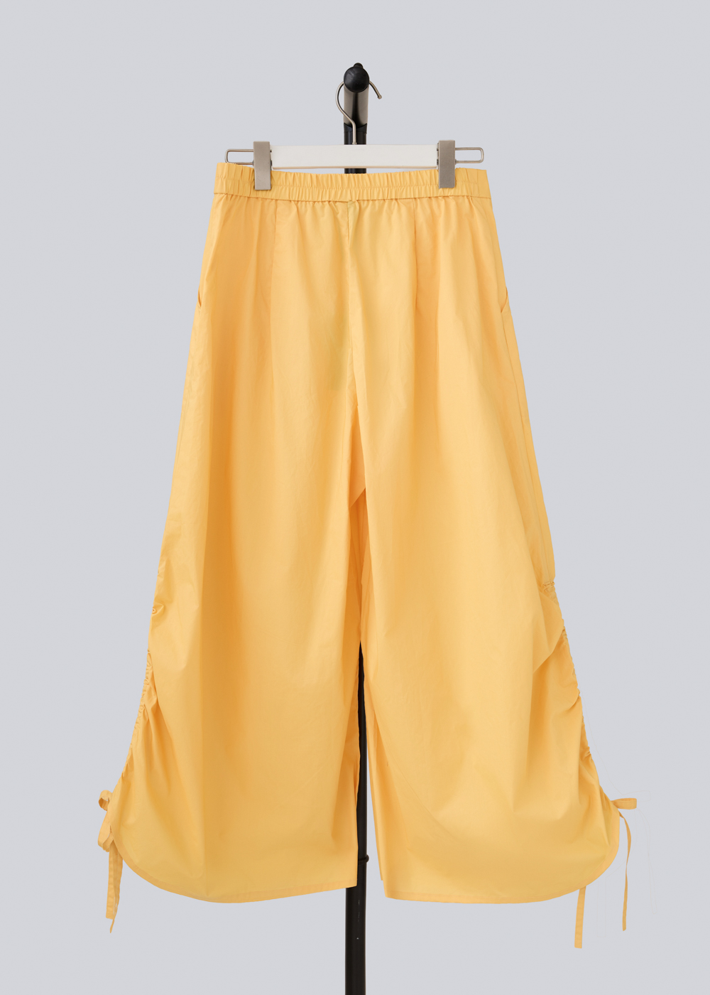 Wide-leg Pants 